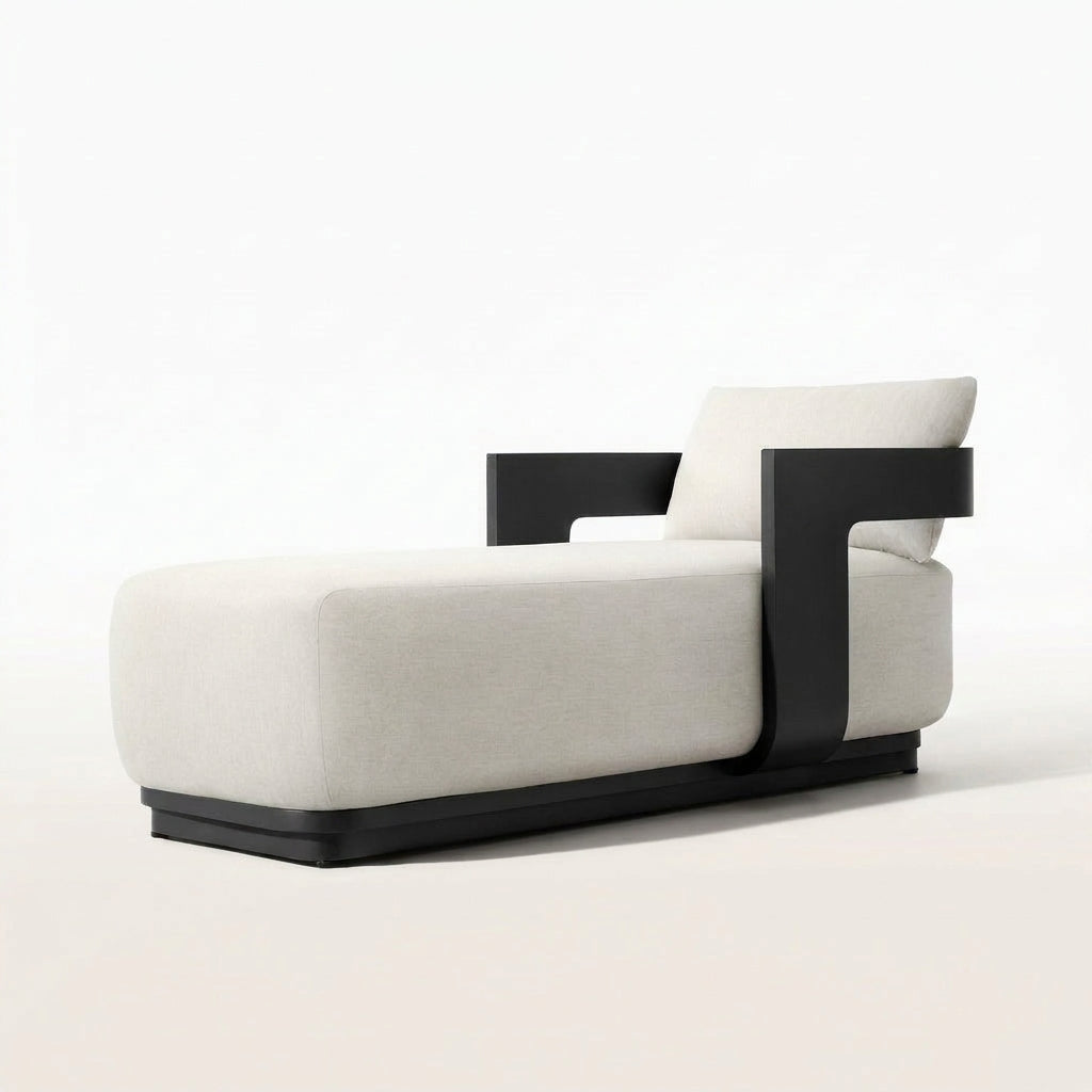 Aris Chaise - hero view